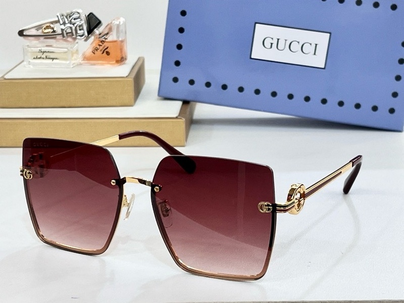 Gucci Sunglasses 4